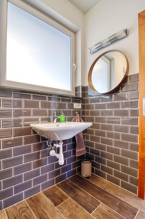 Barka Apartman Eger Bagian luar foto