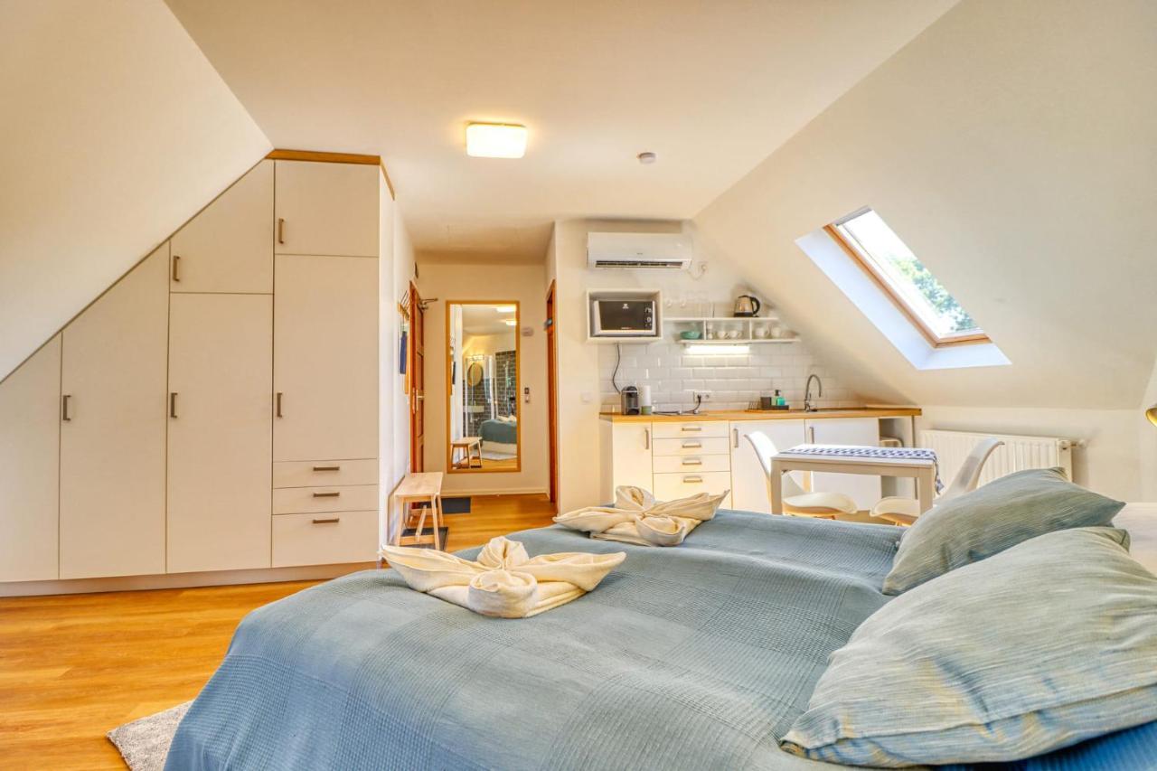 Barka Apartman Eger Bagian luar foto