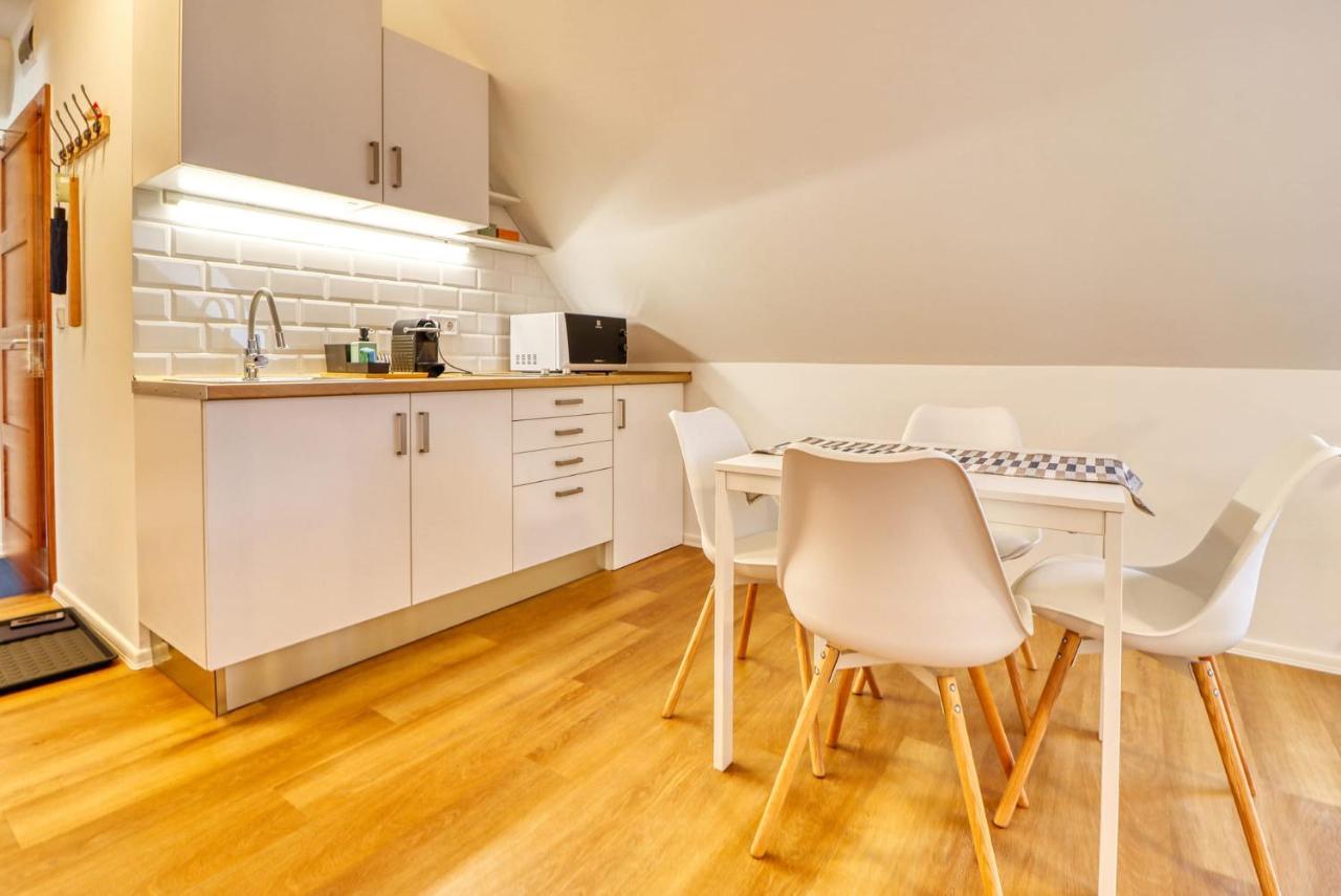 Barka Apartman Eger Bagian luar foto